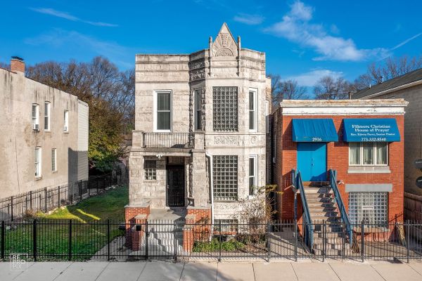 Charming Victorian-inspired Home in Chicago's Historic West Side