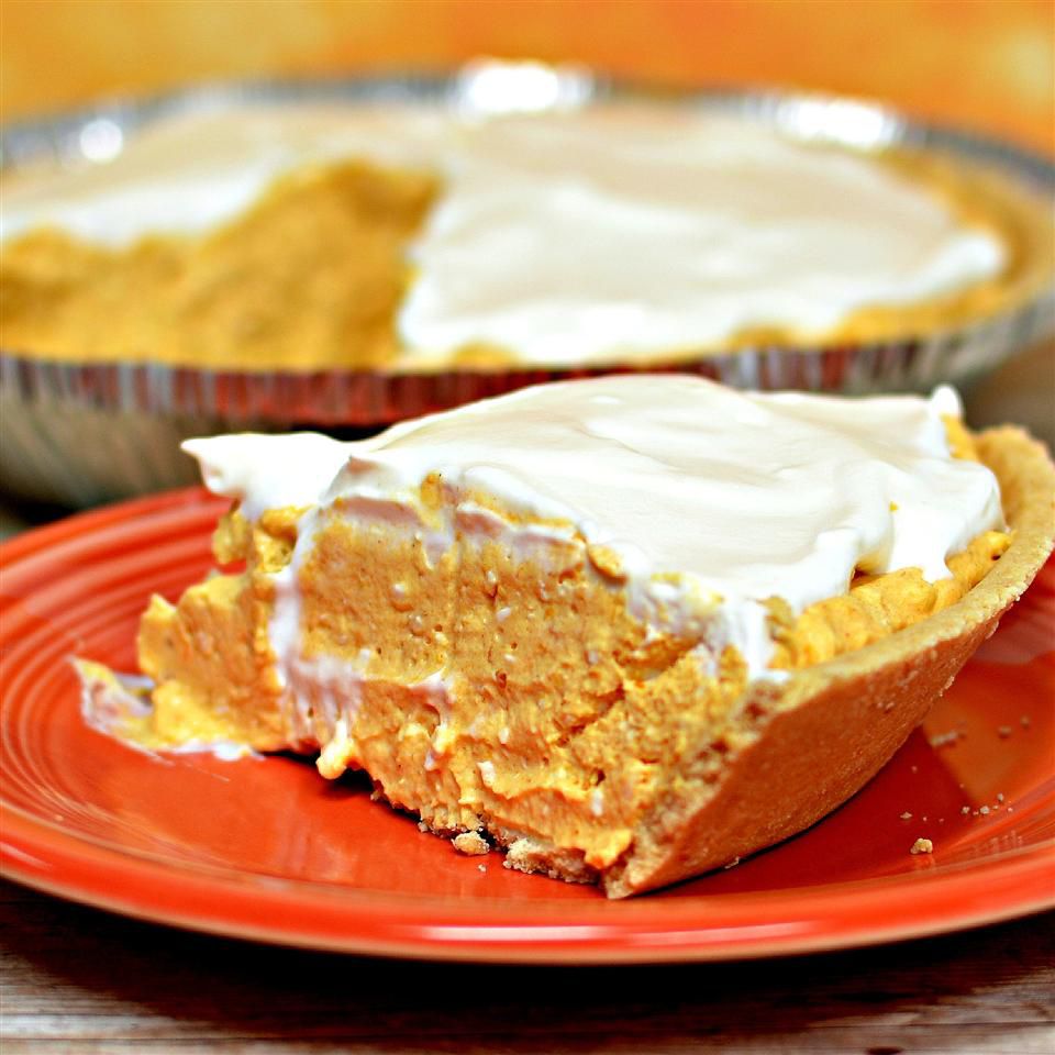 24 Traditional Thanksgiving Pies That Never Disappoint