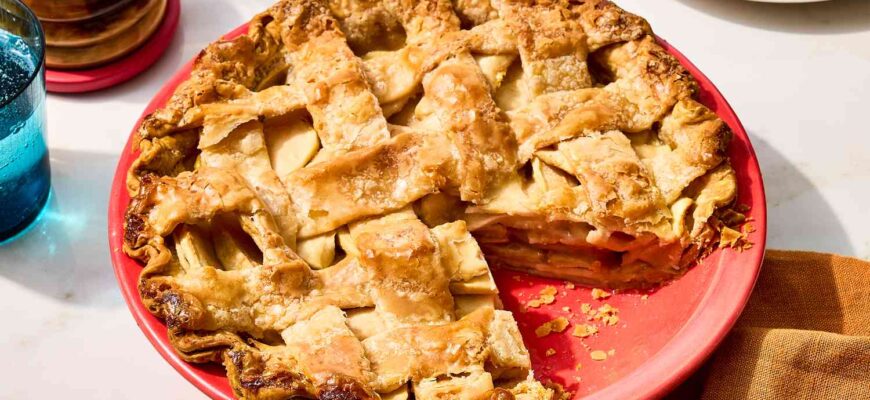 24 Traditional Thanksgiving Pies That Never Disappoint