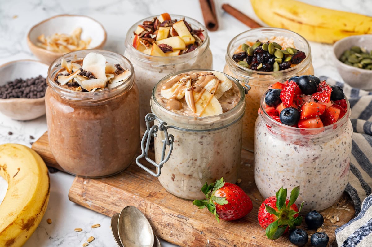 Overnight Oats (5 Ways!)