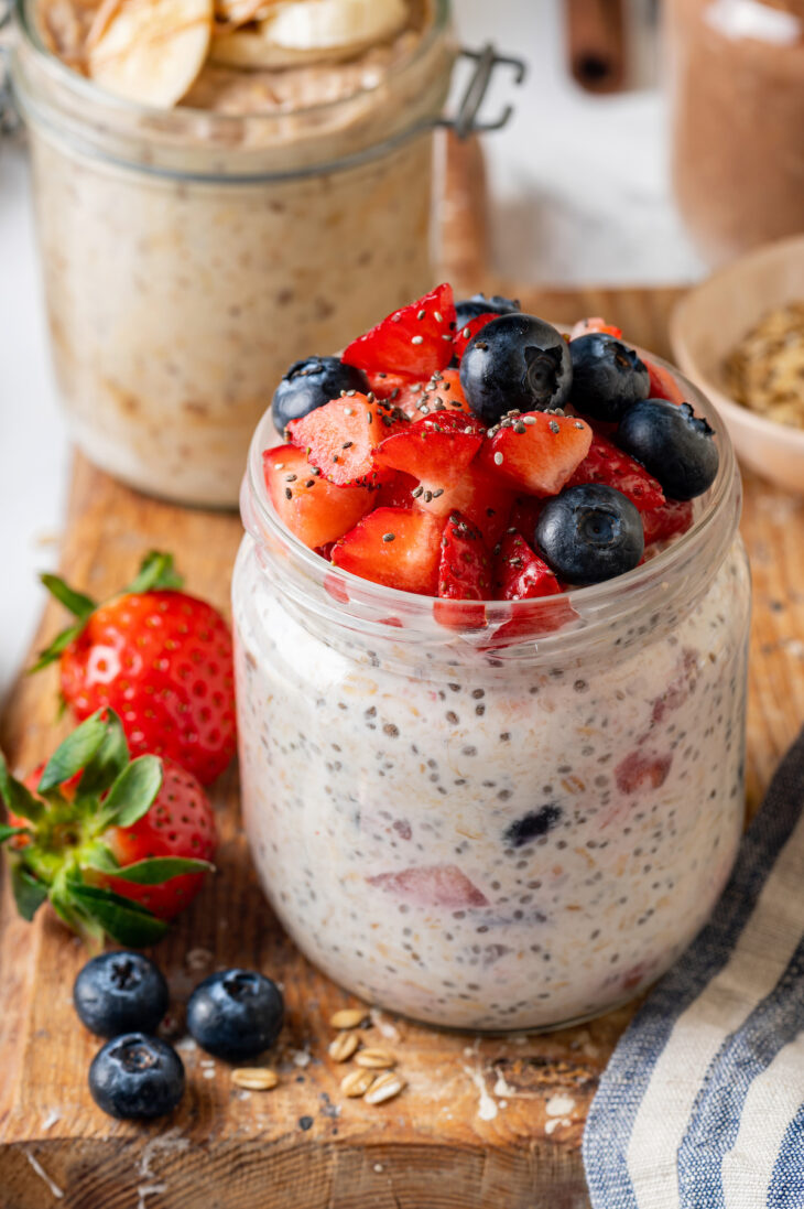 Overnight Oats (5 Ways!)