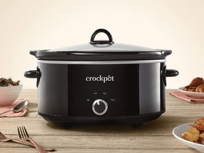 Le Creuset’s Year-End Sale Has Top Cookware at Truly Wild Discounts, Up to $430