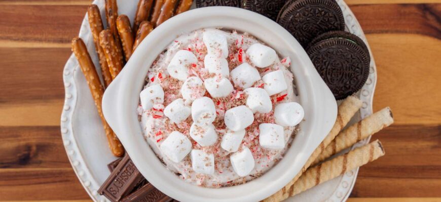 This 2-Ingredient Hot Chocolate Dip Recipe Is a Must-Make This Cozy Season