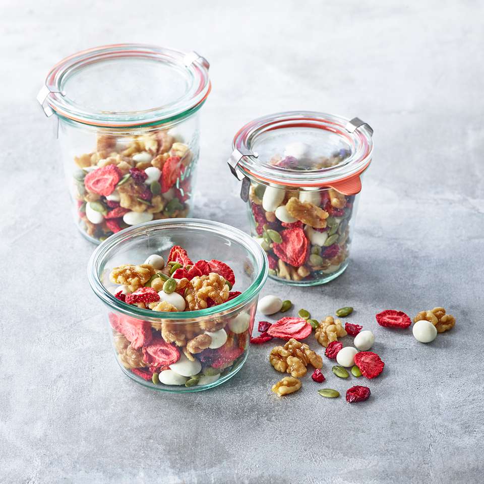 Our 12 Best Christmas Snack Mixes to Munch on All Holiday Season Long