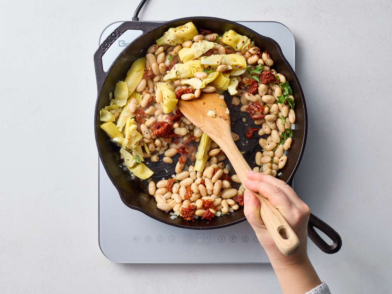 Creamy Tuscan White Bean Skillet