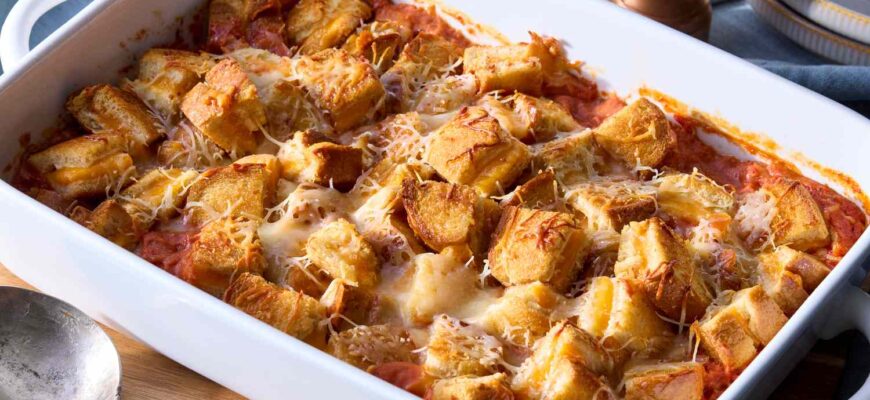 This Tomato Soup and Grilled Cheese Casserole Recipe Is a Genius Twist on the Classic Combo