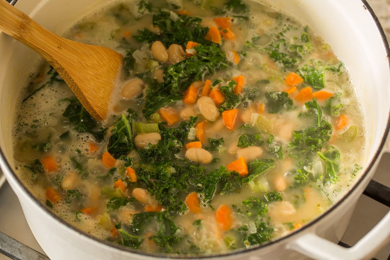 White Bean and Kale Soup