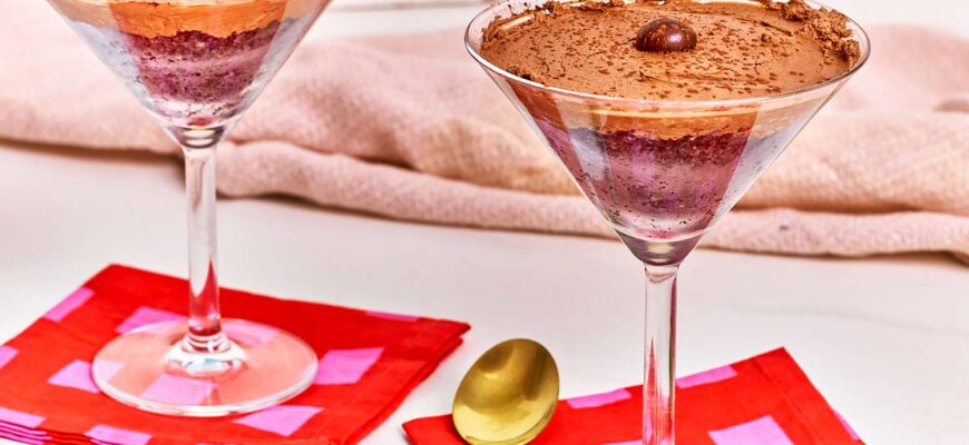 No Bake Espresso Martini Cheesecakes