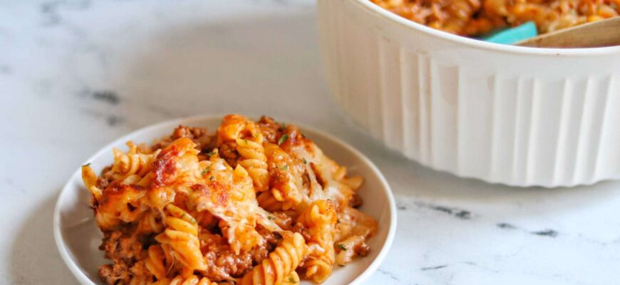 This 4-Ingredient Hamburger Casserole Recipe Is ‘Unbelievably Easy and So Good’