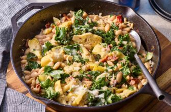 Creamy Tuscan White Bean Skillet