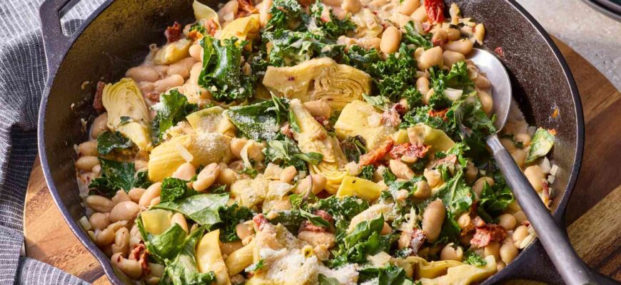 Creamy Tuscan White Bean Skillet