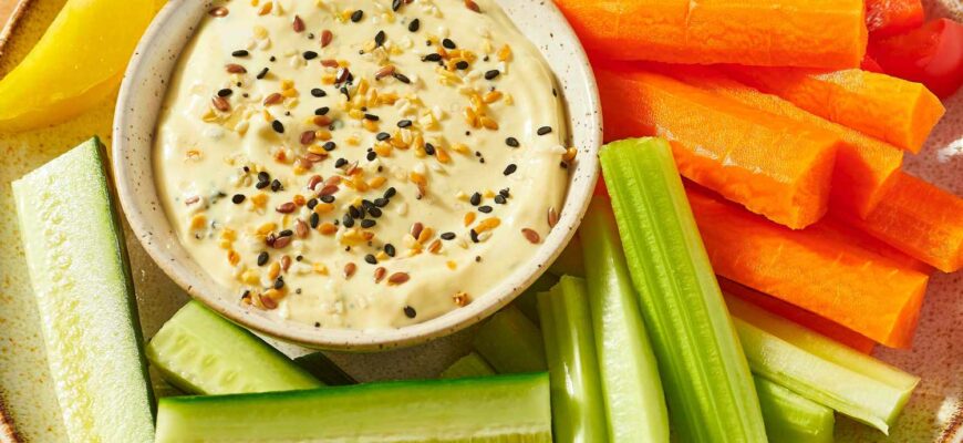 This 3-Ingredient Dip Is My Favorite Afternoon Snack