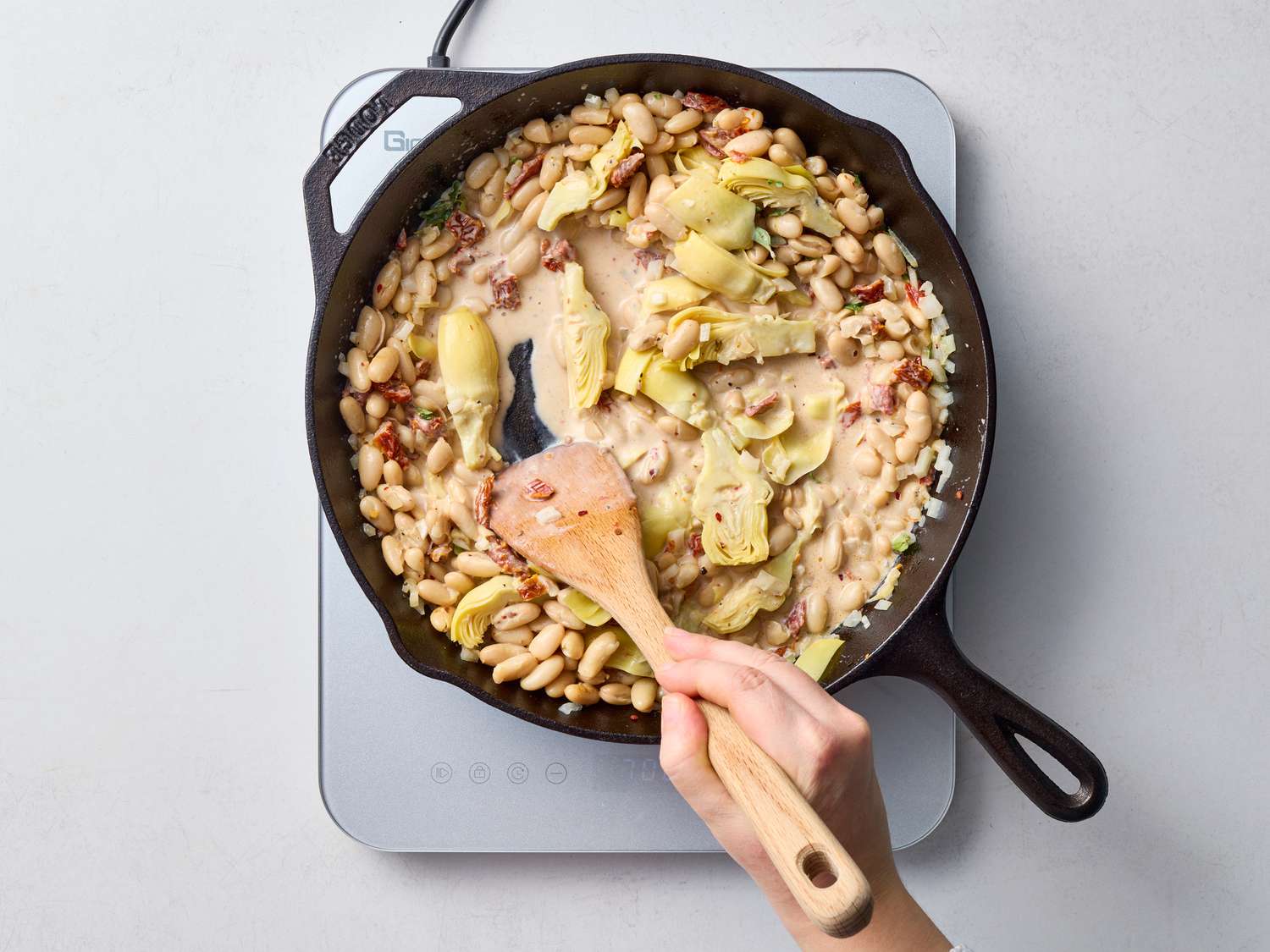 Creamy Tuscan White Bean Skillet