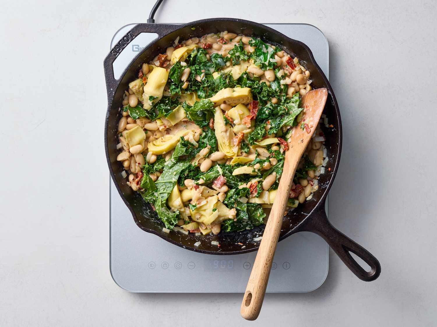 Creamy Tuscan White Bean Skillet