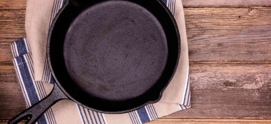 PSA: You Should Never Cook These Foods in Your Cast Iron Pan