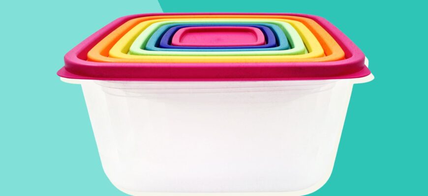 Walmart Shoppers Are Raving About This Stackable Food Storage Set That's Only $6