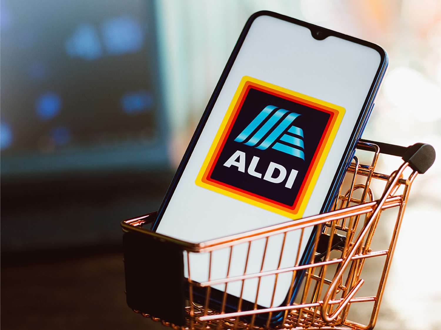 Aldi Has a $13 Lookalike of a $150 Crate & Barrel Stunner