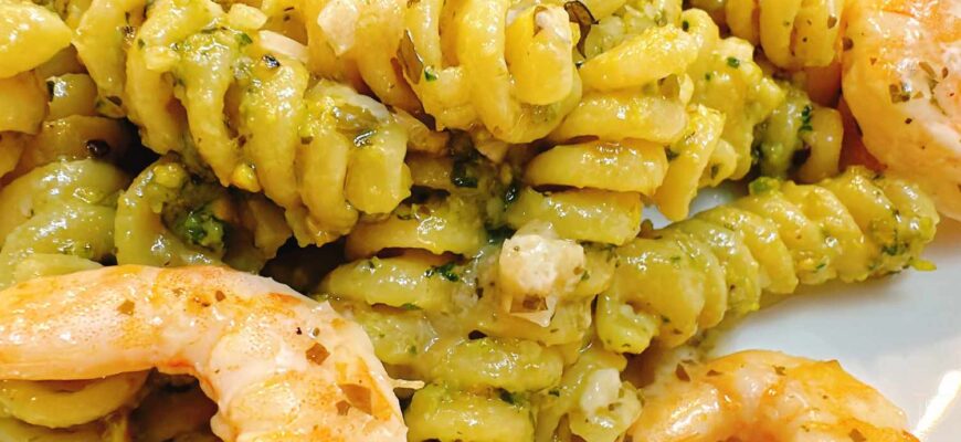 Pistachio Pesto Pasta with Shrimp