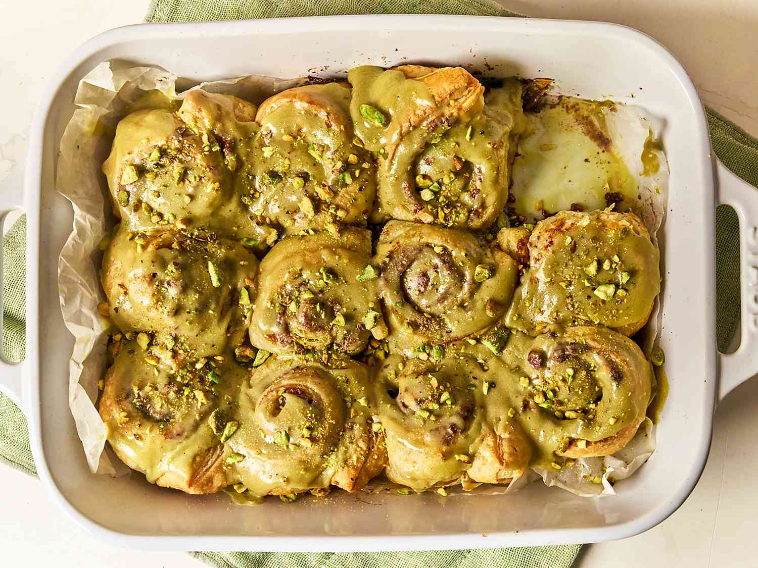 Pistachio Cream Cinnamon Rolls