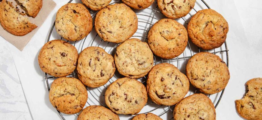 The Original, 90-Year-Old Chocolate Chip Cookie Recipe Is Still the Best