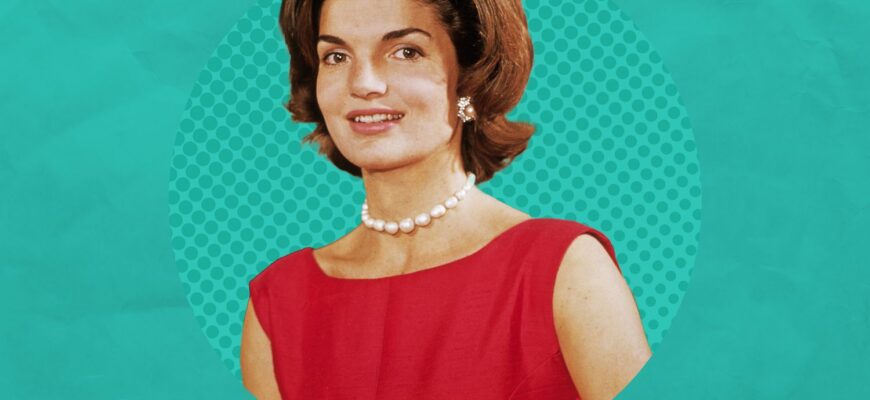 Jackie Kennedy’s Cheesy, 4-Ingredient Casserole Is a 1960s Classic