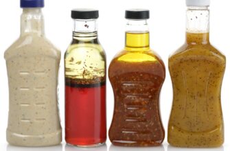 Toss Your Salad Dressing Immediately If Notice These Signs