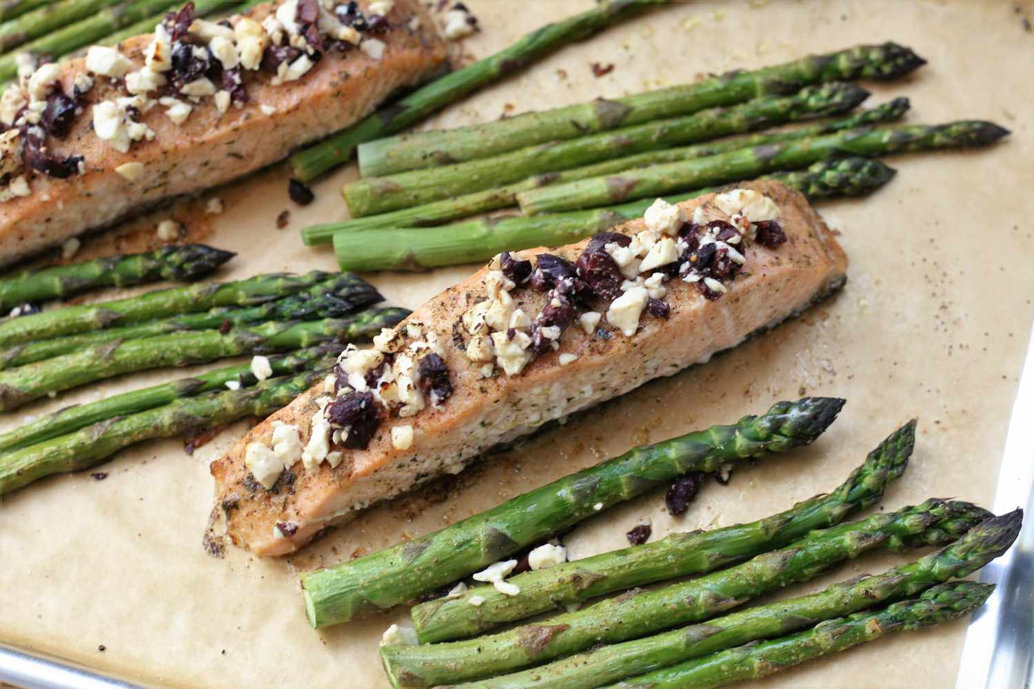 5 Simple Sheet Pan Salmon Recipes for Busy Weeknights