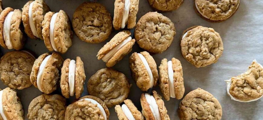 Tiny Oatmeal Cream Pies