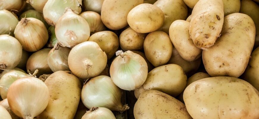 PSA: You're Storing Your Potatoes and Onions the Wrong Way