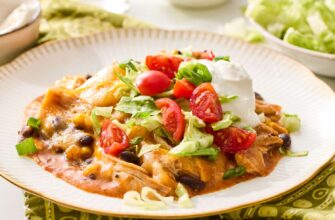 Slow Cooker Chicken Enchilada Casserole