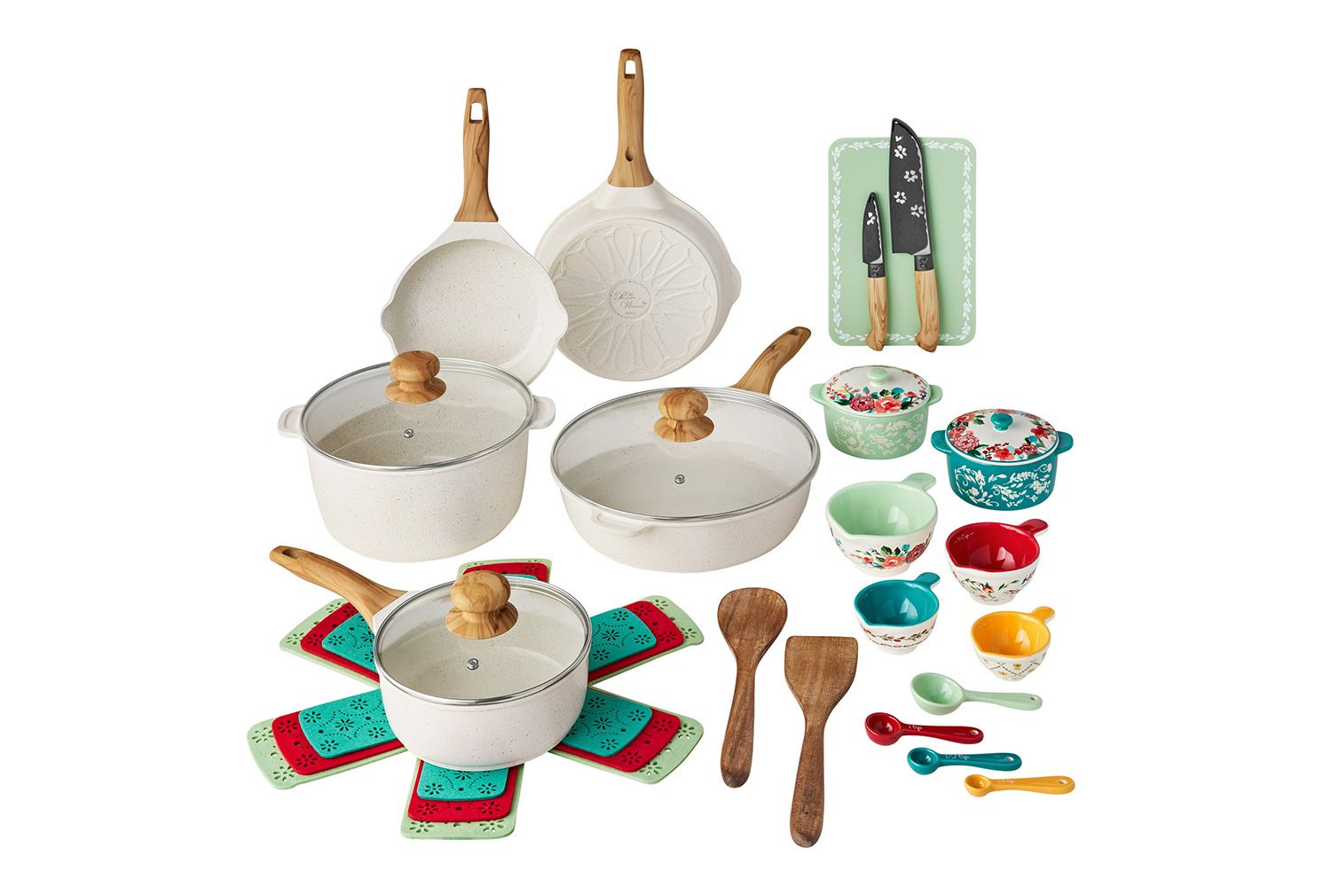 Deal Alert: The Pioneer Woman’s 20-Piece Baking Set Is 64% Off at Walmart and Selling Fast