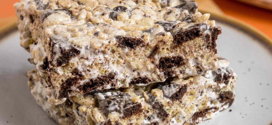 Cookies and Cream Rice Krispie Treats