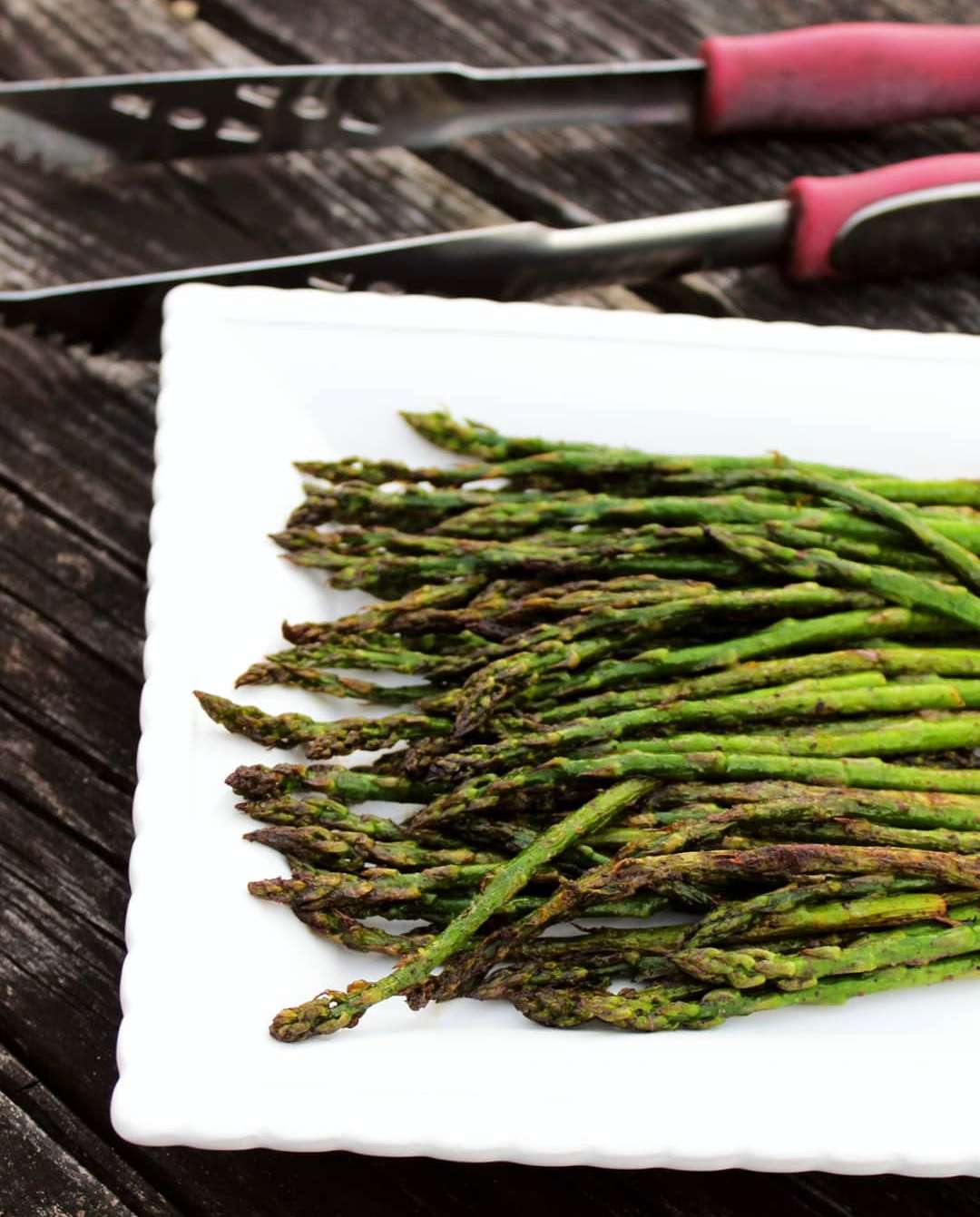 Drunken Grilled Asparagus Is the Easy, Boozy Side Dish Recipe I’m Serving All Season Long