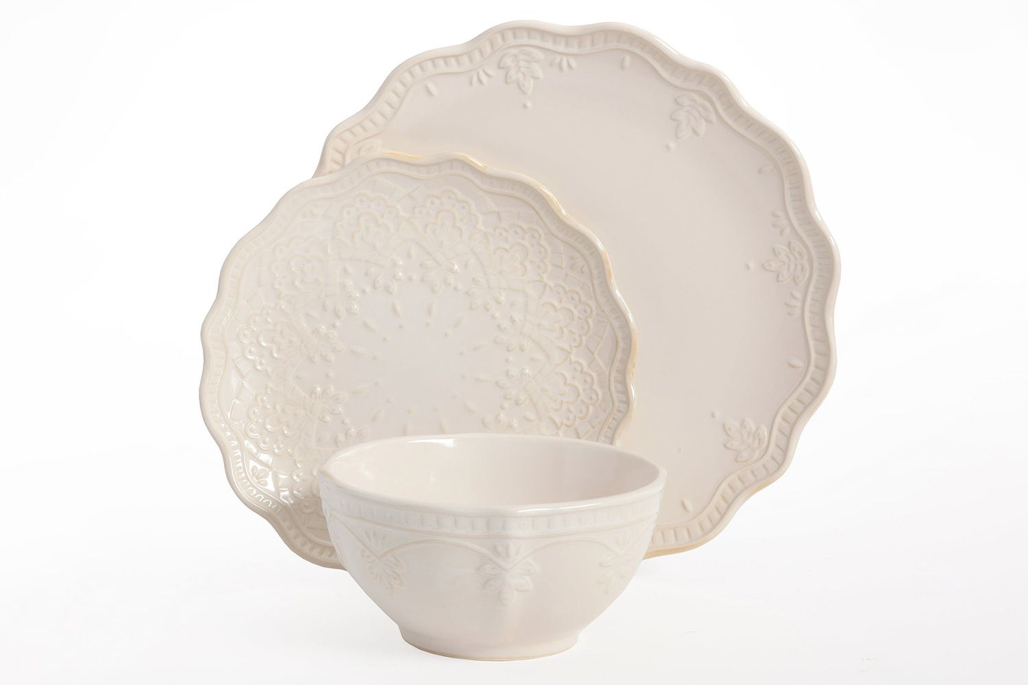 The Pioneer Woman Just Dropped Fan-Favorite Dinnerware in a New Shade That’s Perfect for Spring