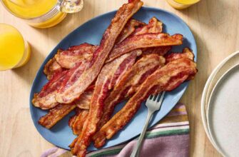 The Easiest, Mess-Free Way To Cook Perfectly Crispy Bacon