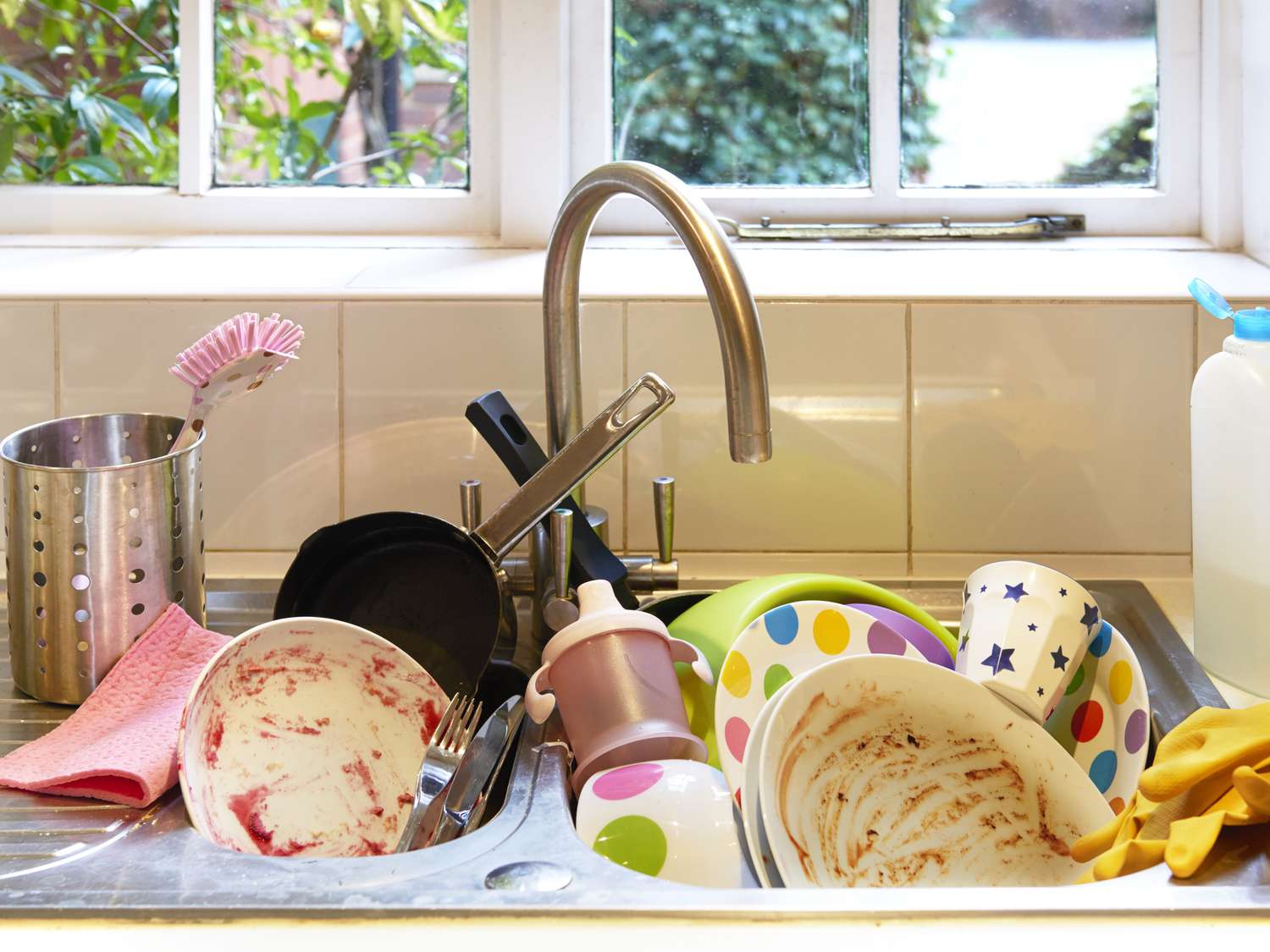 This Common Kitchen Chore Is Actually a Huge Waste of Time