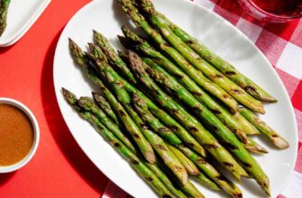 Drunken Grilled Asparagus Is the Easy, Boozy Side Dish Recipe I’m Serving All Season Long