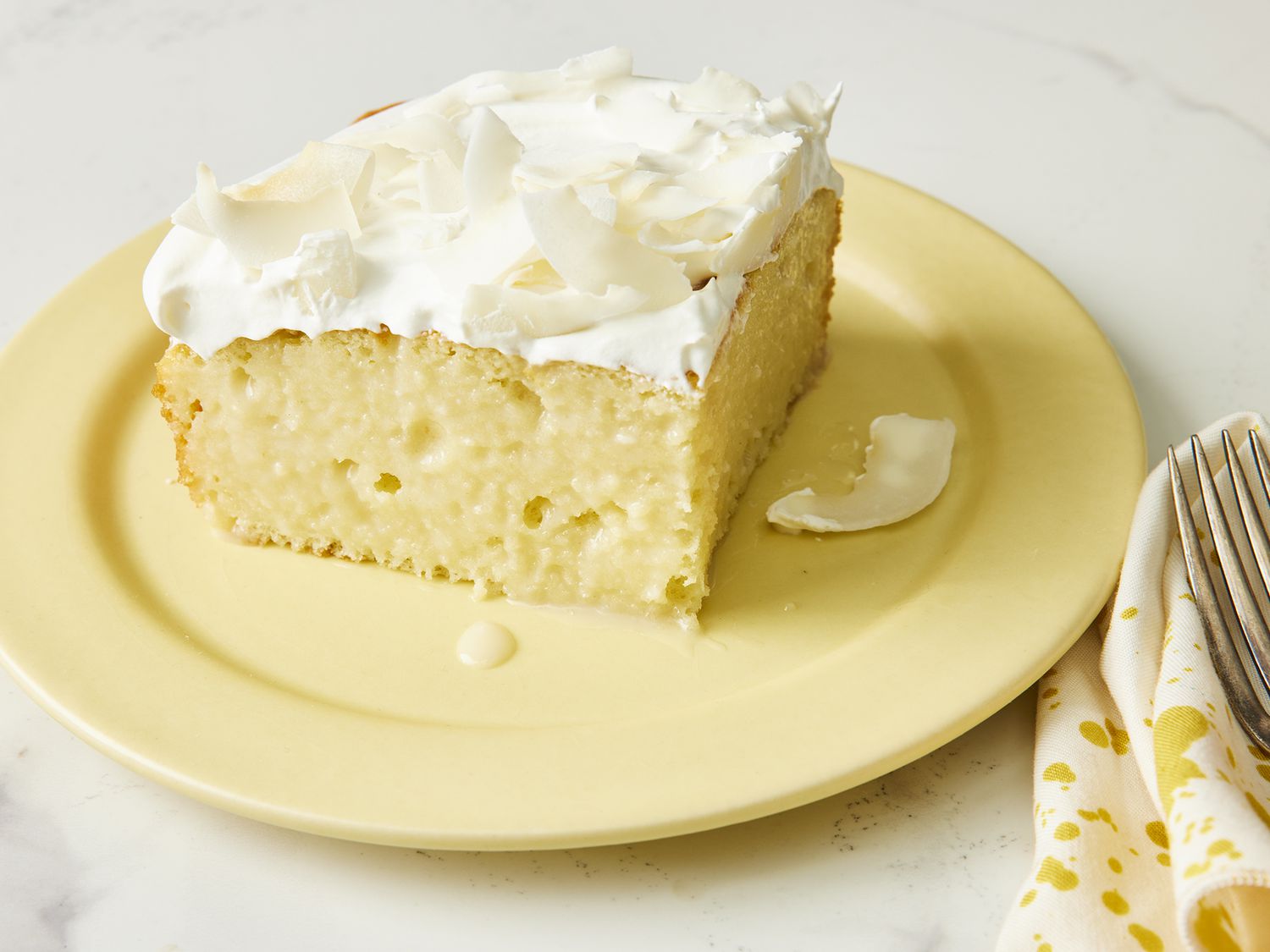 18 Egg-Free Cake Recipes to Make While Prices Are Skyrocketing