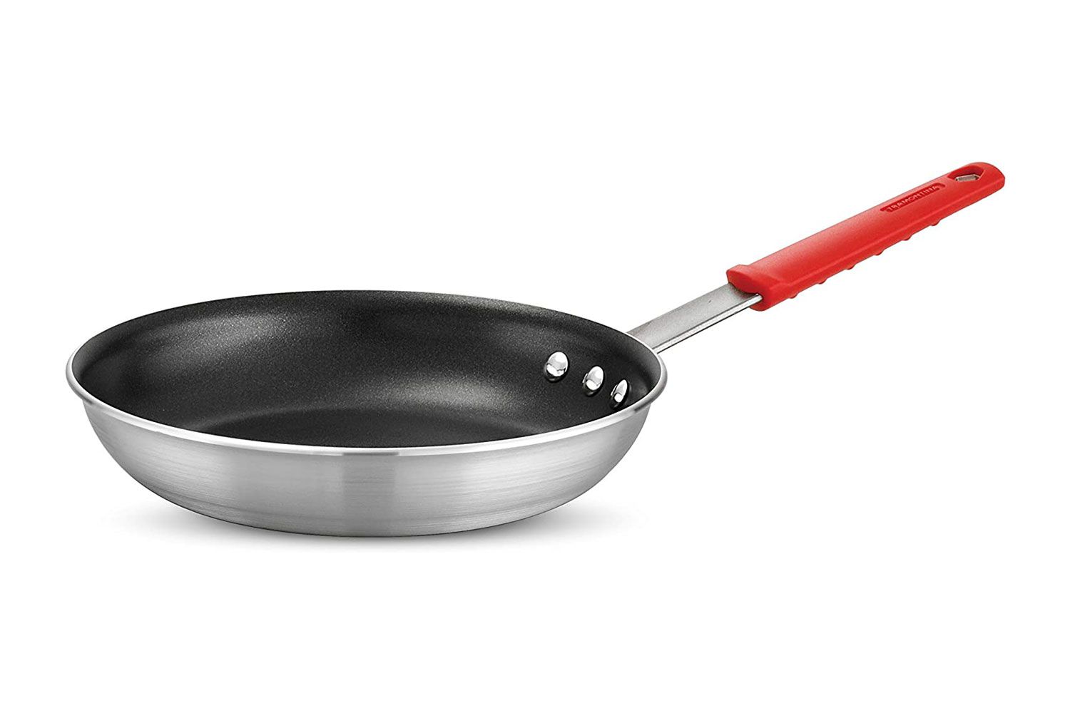 One of Our Favorite Frying Pans Is Just $13, but This Deal Won’t Last