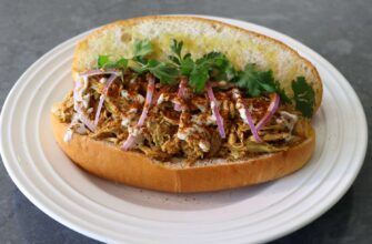 Pulled Chicken Shawarma Sandwich