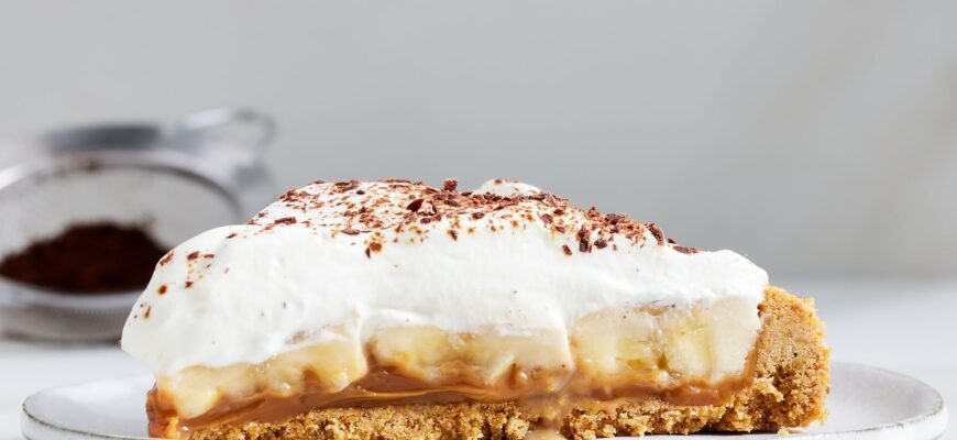 This Easy British Dessert Has Been a Potluck Staple for 50 Years