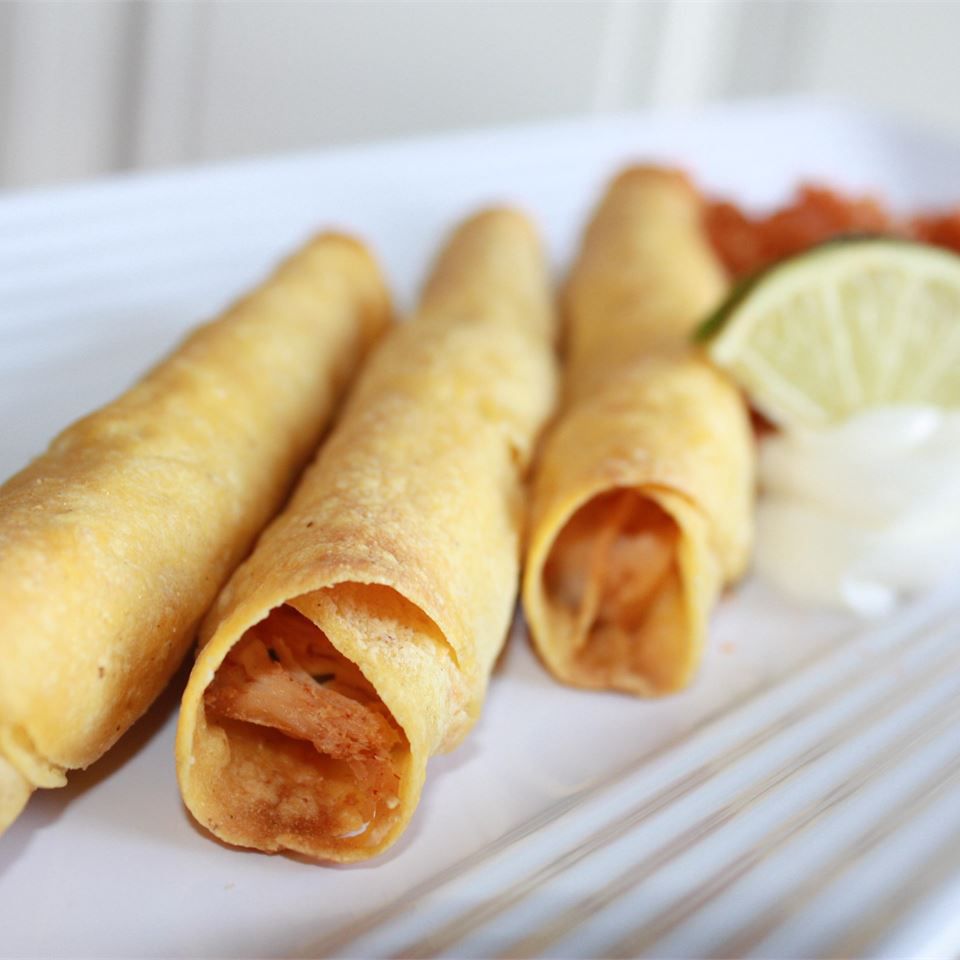 24 School Cafeteria Recipes That'll Spark Nostalgia