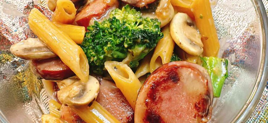 Cheesy Kielbasa Pasta