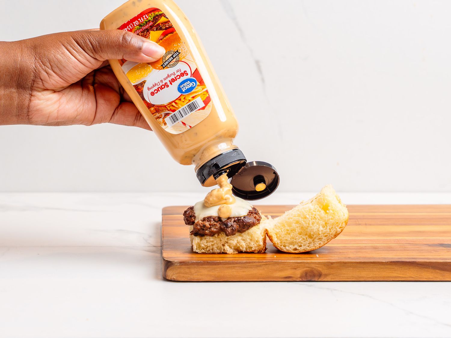I Tried 7 Store-Bought Burger Sauces—the Best Is a $2.50 Game Changer