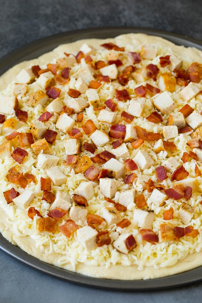 Chicken Alfredo Pizza