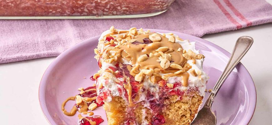 This Cake Is the Perfect Potluck Dessert That'll Disappear in Minutes