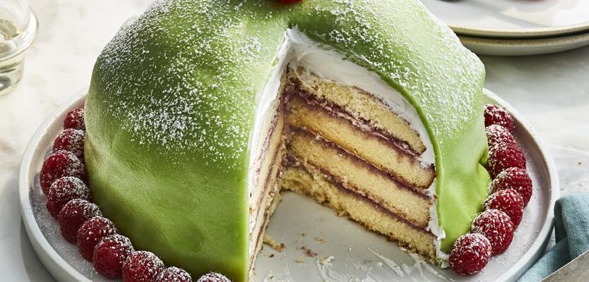 The Vintage Swedish Cake Recipe Everyone’s Talking About