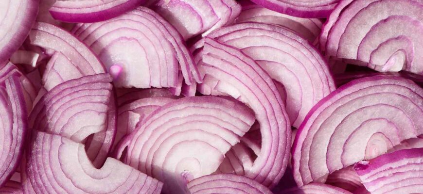 Is It Safe to Eat Onions That Have Turned Blue?