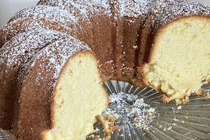 My Grandma's Trick for Picture-Perfect Cracks in Loaf Cakes