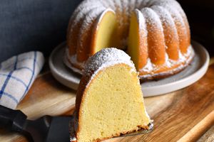 My Grandma's Trick for Picture-Perfect Cracks in Loaf Cakes